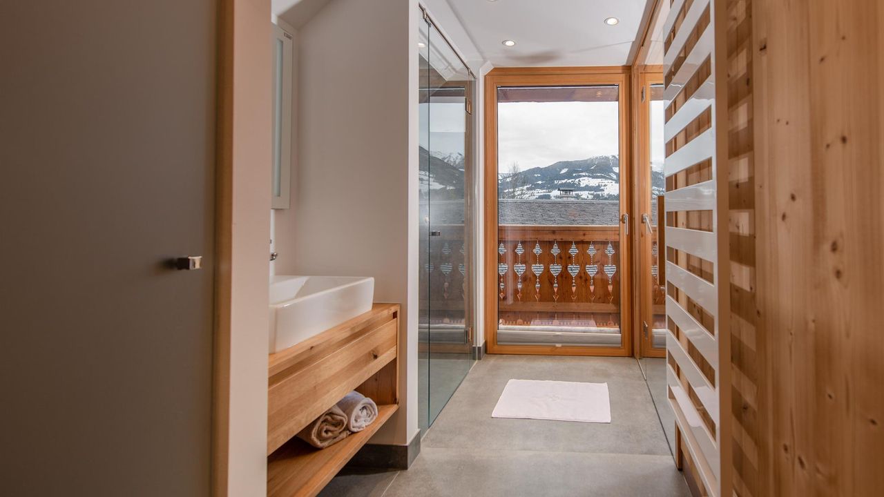 Sauna & Badezimmer Sauna & Badezimmer
